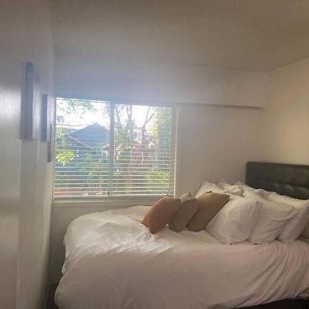 4 Bedroom Upper Level Kits Home Vancouver Kültér fotó