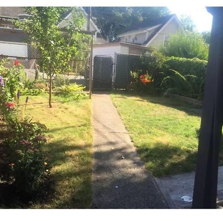 4 Bedroom Upper Level Kits Home Vancouver Kültér fotó
