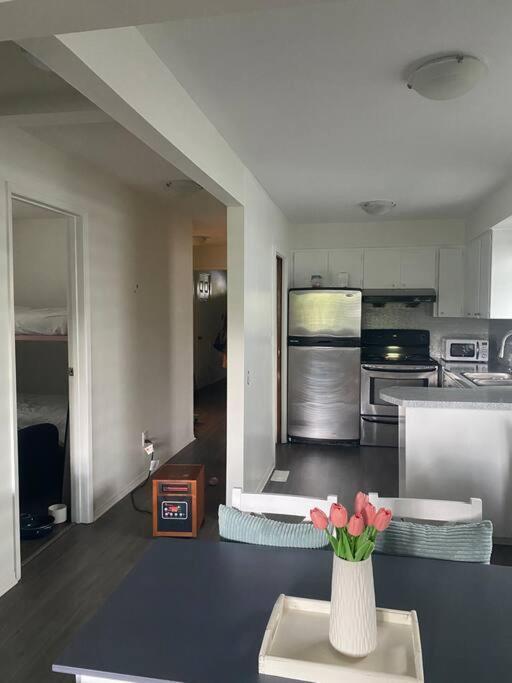 4 Bedroom Upper Level Kits Home Vancouver Kültér fotó