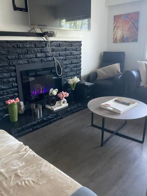 4 Bedroom Upper Level Kits Home Vancouver Kültér fotó