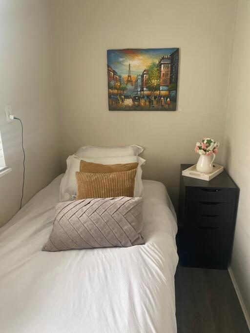 4 Bedroom Upper Level Kits Home Vancouver Kültér fotó