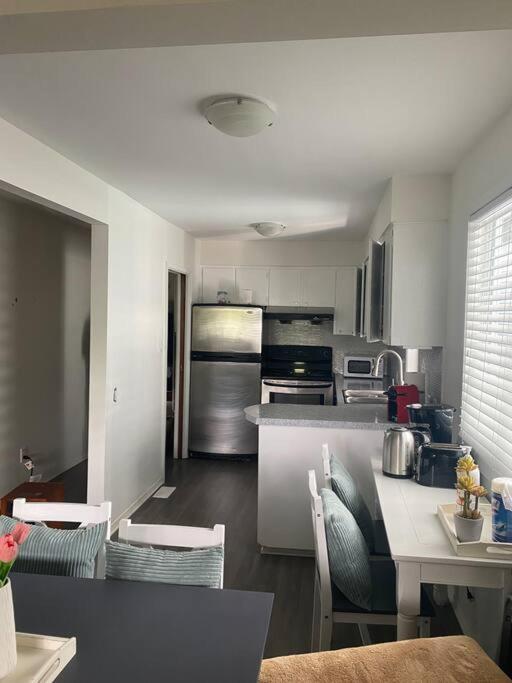 4 Bedroom Upper Level Kits Home Vancouver Kültér fotó