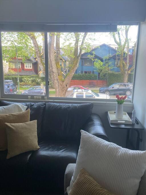 4 Bedroom Upper Level Kits Home Vancouver Kültér fotó