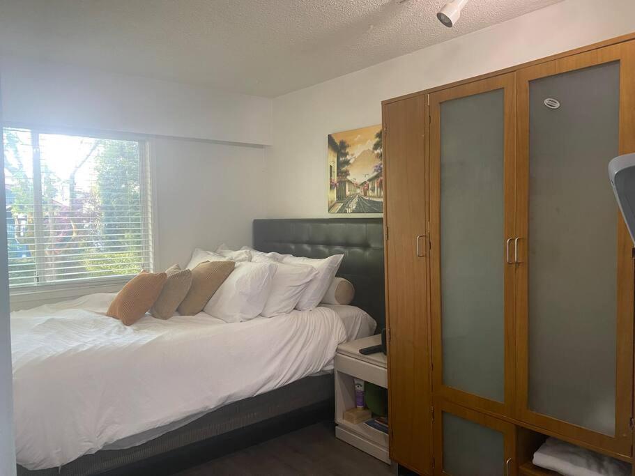 4 Bedroom Upper Level Kits Home Vancouver Kültér fotó
