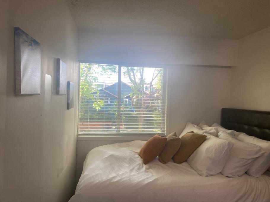4 Bedroom Upper Level Kits Home Vancouver Kültér fotó